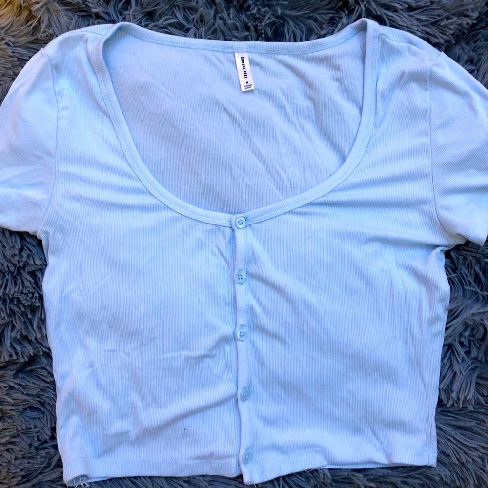 Aritzia Sundays best Button up crop top